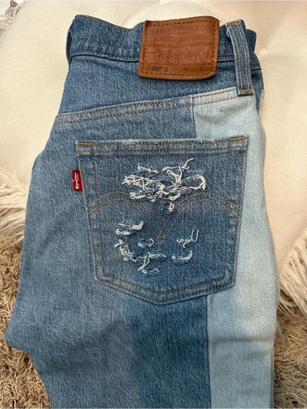Levi's Two-Tone Blue Straight Jeans with Distressed Back Pocket